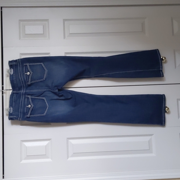 Lee Platinum Label Midrise Fit barely bootcut women's Jeans Jewel embellishments - Picture 2 of 8